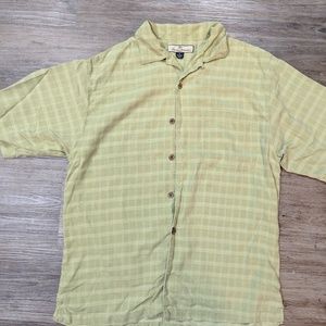 Tommy Bahama Green button down 100% silk small